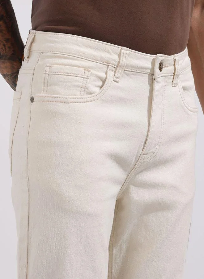 The Indian Garage Co  Men Slim Fit Solid Scoop Pocket Mid-Rise Jeans for Men | Best Price UAE